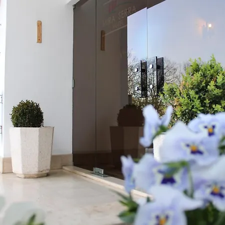 Hotell Lavanda Mira Serra